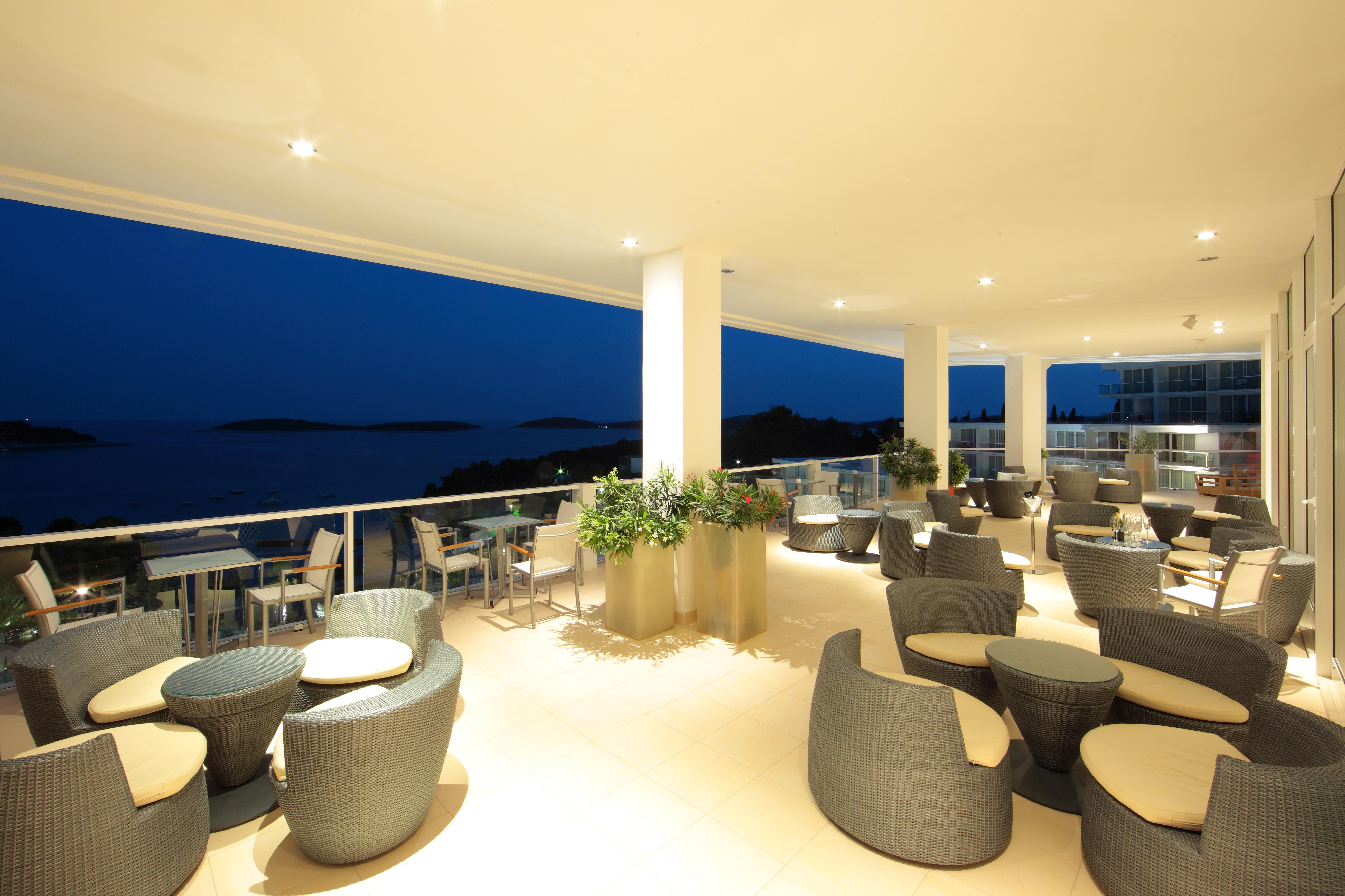 חוואר Amfora Hvar Grand Beach Resort מראה חיצוני תמונה