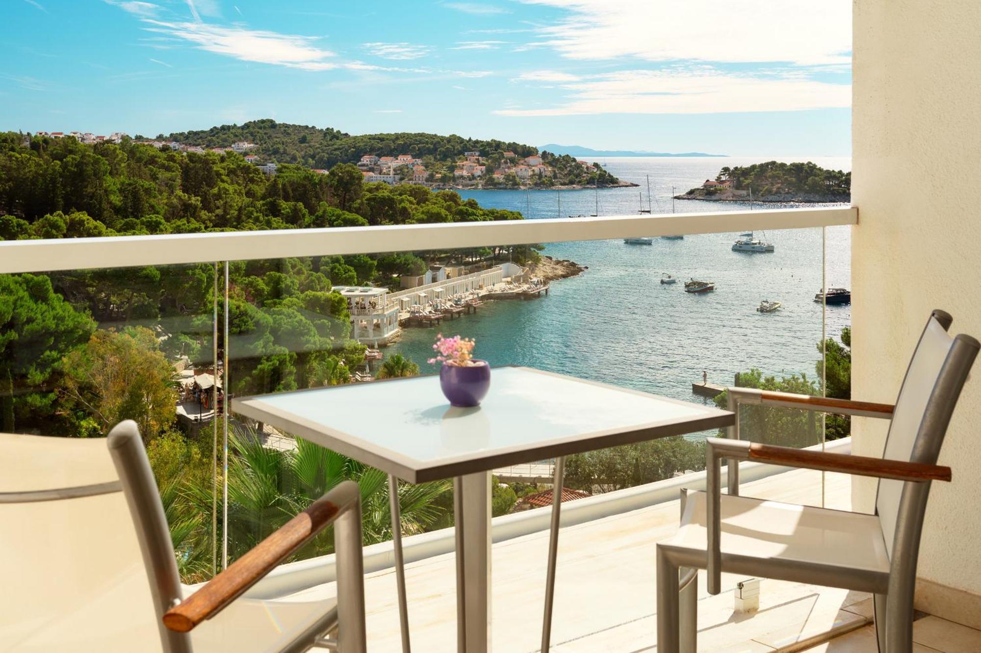 חוואר Amfora Hvar Grand Beach Resort מראה חיצוני תמונה